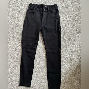 Women’s Kancan Black High-Rise Skinny Jeans